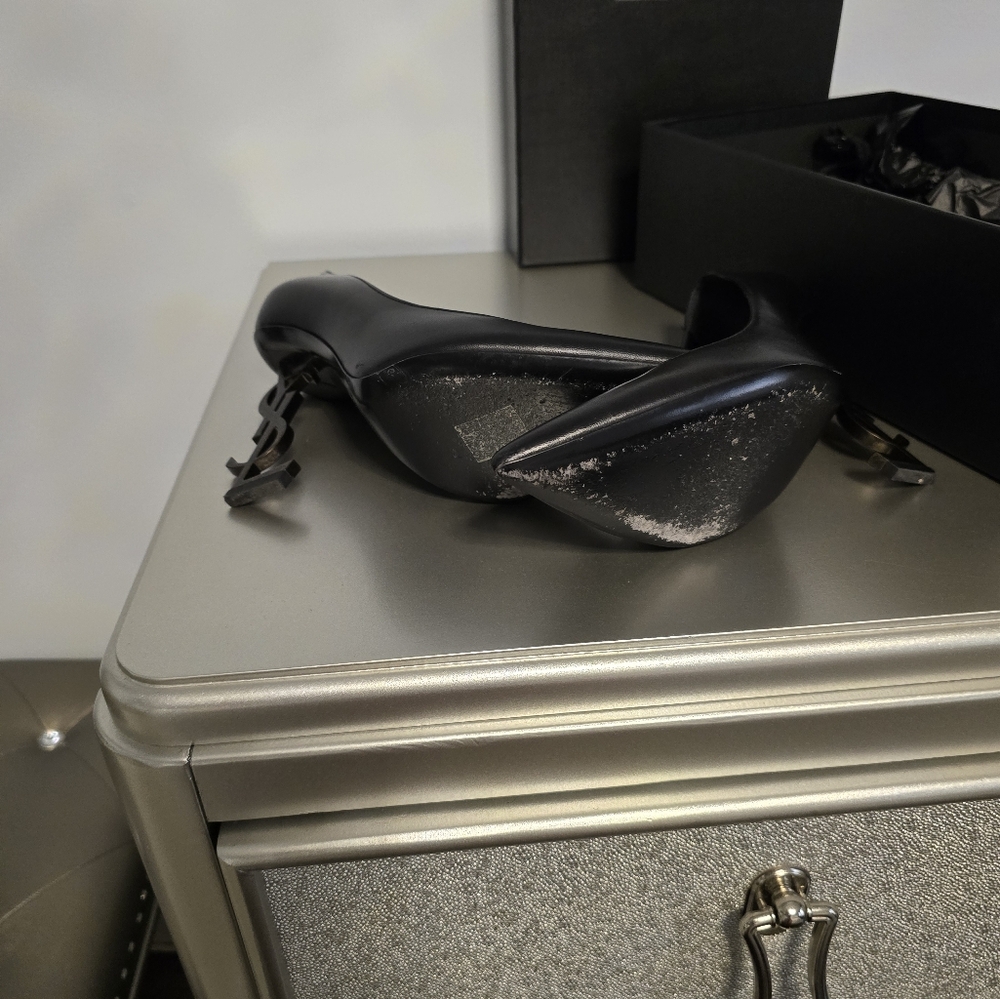 YSL Shoes - Picture 3 of 3